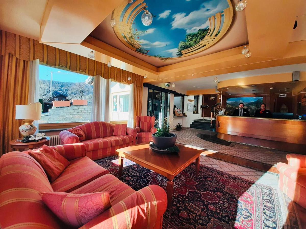 HG Hotel Italia Brusson Esterno foto
