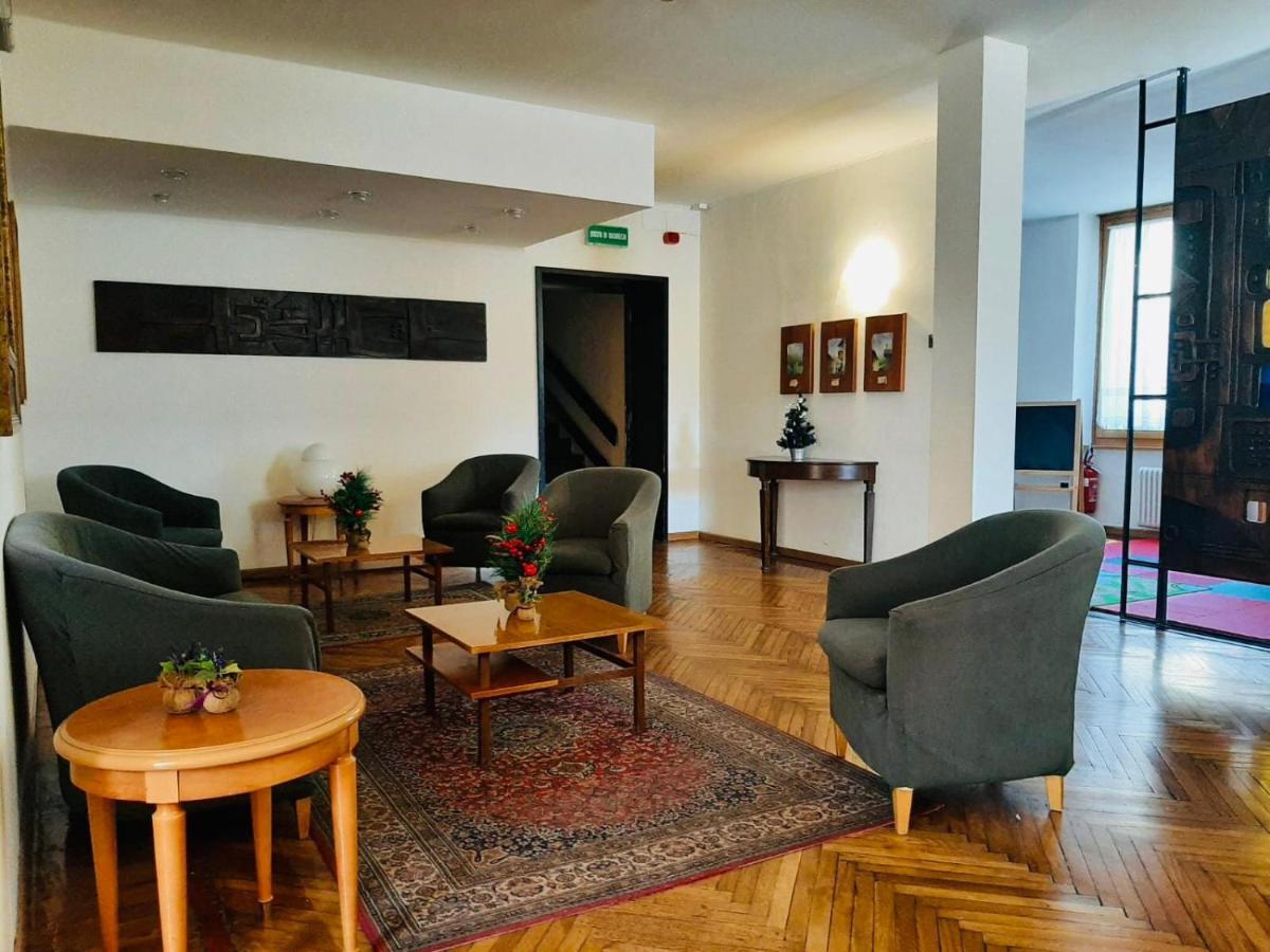 HG Hotel Italia Brusson Esterno foto