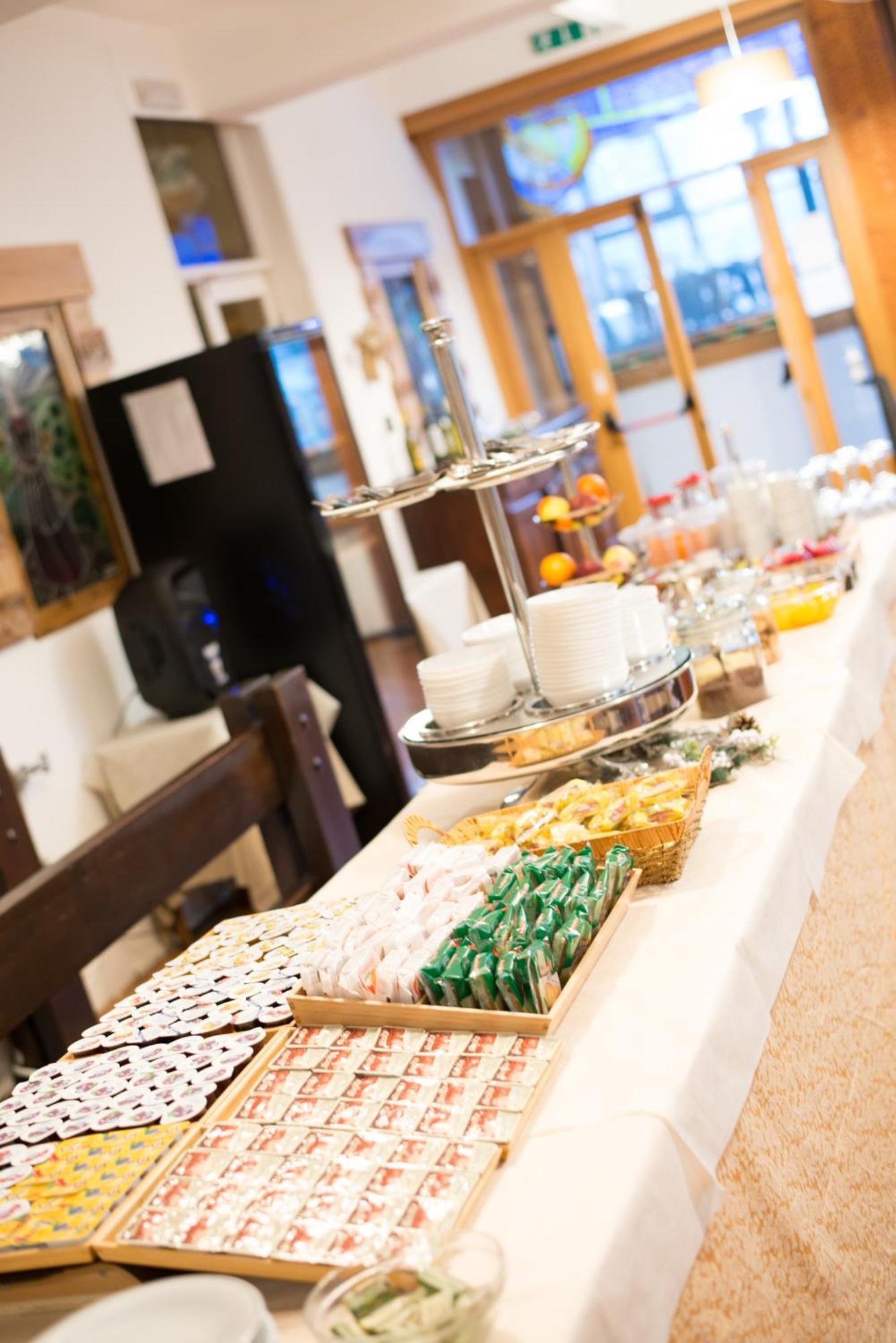 HG Hotel Italia Brusson Esterno foto