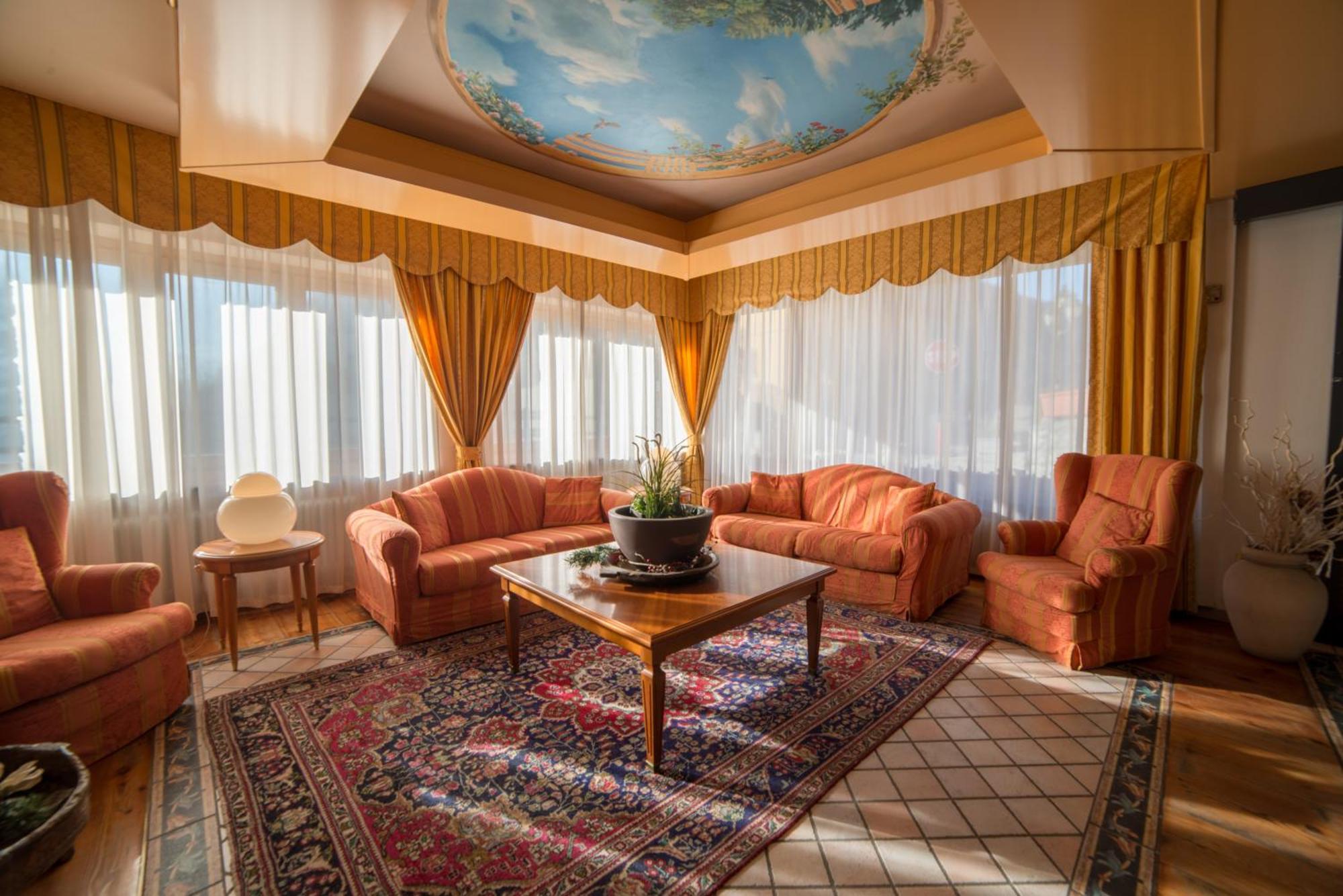 HG Hotel Italia Brusson Esterno foto