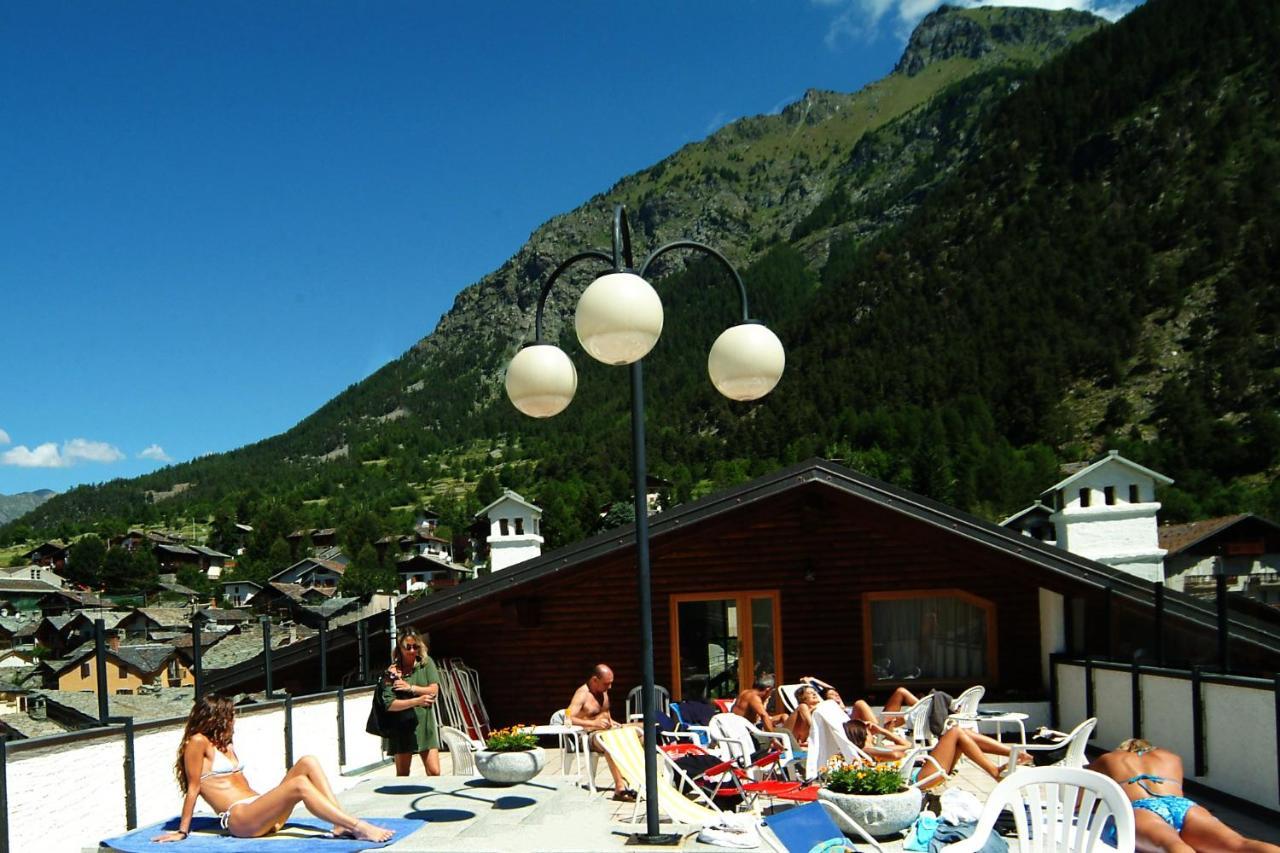 HG Hotel Italia Brusson Esterno foto