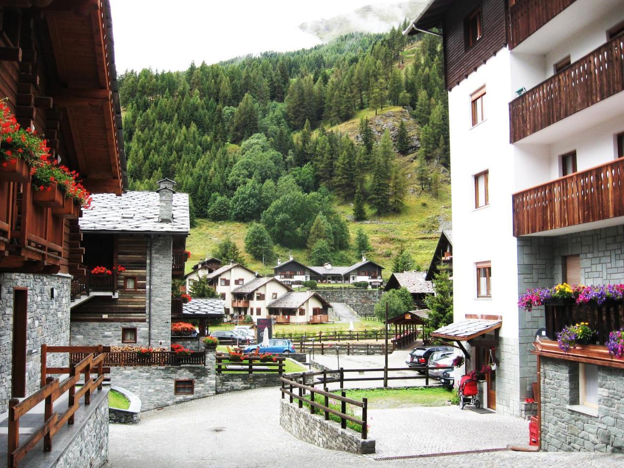HG Hotel Italia Brusson Esterno foto